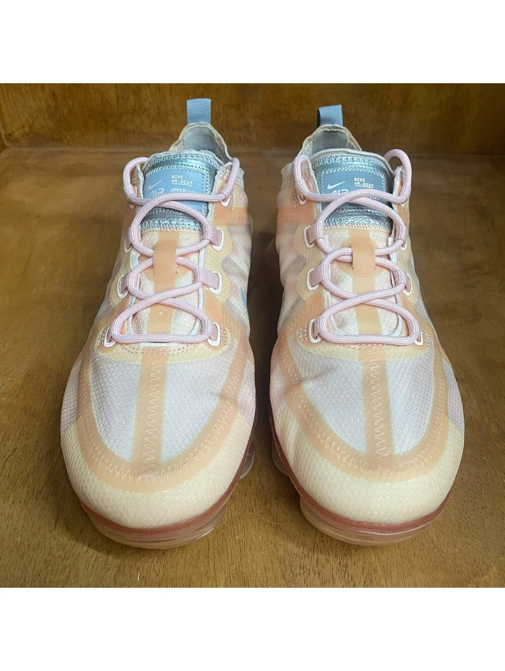 Nike Air Vapormax Womens Sz 8 Running Shoes Peach Pink Silver Sneaker CQ9703-600